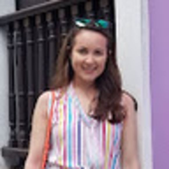 Meet your Posher, Talia - Picture 1 of 1